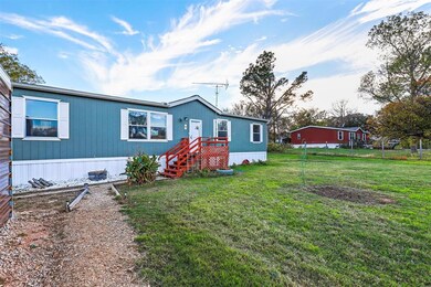 629 Willow Cir, Springtown, TX 76082 - photo 5