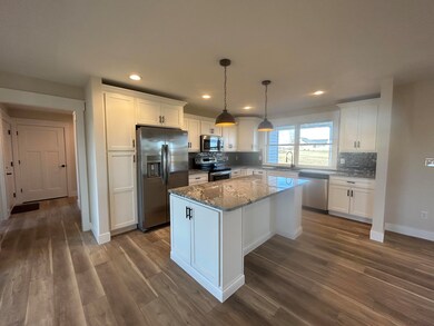 920 Milward Dr, Harrodsburg, KY 40330 - photo 3