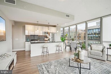 Peninsula 88 unit 711, Washington, DC 20024 - photo 2