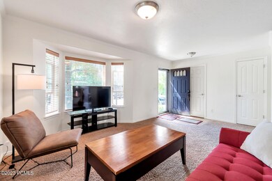 865 E Hamlet Cir S, Midway, UT 84049 - photo 5