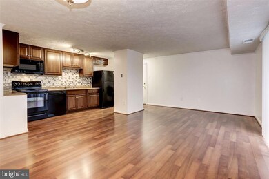 19605 Gunners Branch Rd unit J, Germantown, MD 20876 - photo 7