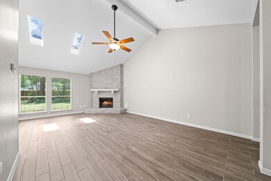 39 N Rain Forest Ct, Spring, TX 77380 - photo 5