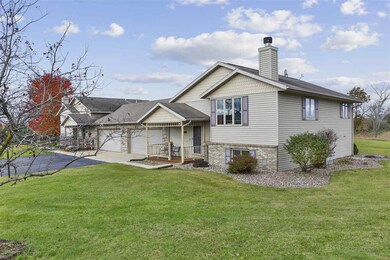 N9411 County Road D, Belleville, WI 53508 - photo 3