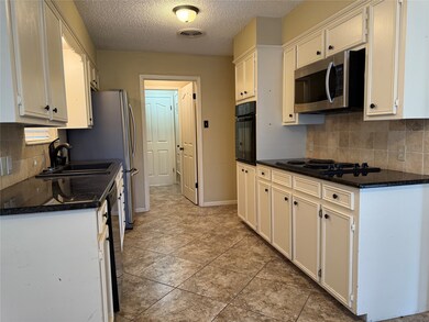 3225 Westchester Dr, Abilene, TX 79606 - photo 7