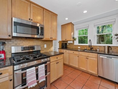 15 Clark Ct, Brookline, MA 02445 - photo 5
