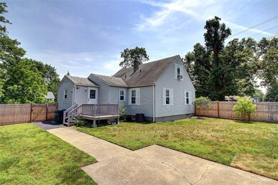 229 Strawberry Field Rd, Warwick, RI 02886 - photo 6