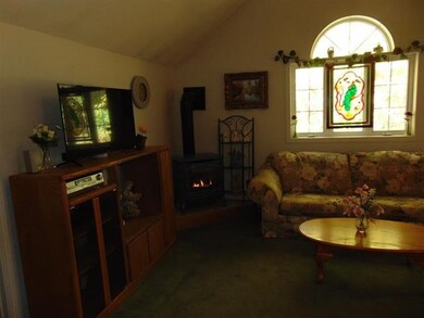 15 Sandybrook Ln, Londonderry, NH 03053 - photo 5