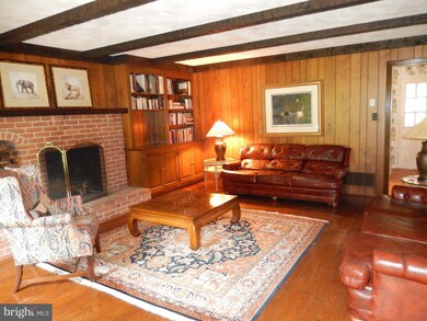 1208 Doves Cove Rd, Towson, MD 21286 - photo 5