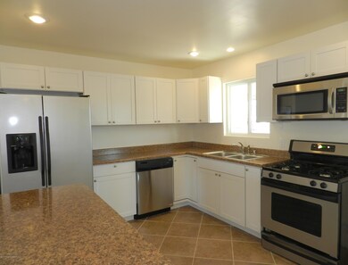 3902 Highland View Dr, Farmington, NM 87402 - photo 5