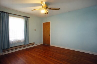 1036 Conwell St, Stroudsburg, PA 18360 - photo 6