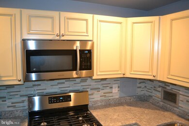 6011 Emerson St unit 701, Bladensburg, MD 20710 - photo 5