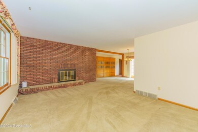 5 Crystal Ln, Latham, NY 12110 - photo 5
