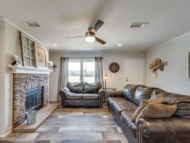 2240 Hopewell Rd, Cleburne, TX 76031 - photo 7