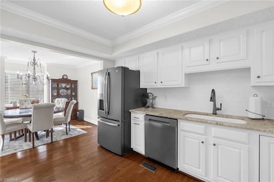 2449 Cypress Ct, High Point, NC 27265 - photo 5