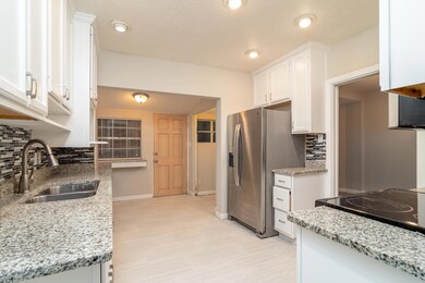 9601 Macarthur Ct S, Jacksonville, FL 32216 - photo 2