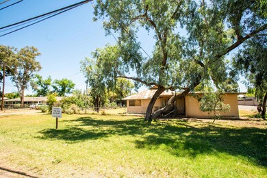 05 - Exterior Main House