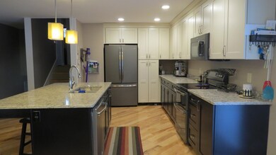 511 12th St NW, Jamestown, ND 58401 - photo 7