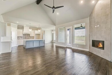 114 Southern Ct, Springtown, TX 76082 - photo 2