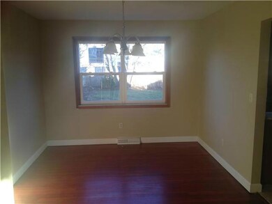 5156 Tamarack Blvd, Columbus, OH 43229 - photo 4