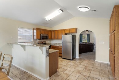 20241 E 42nd St S, Broken Arrow, OK 74014 - photo 7