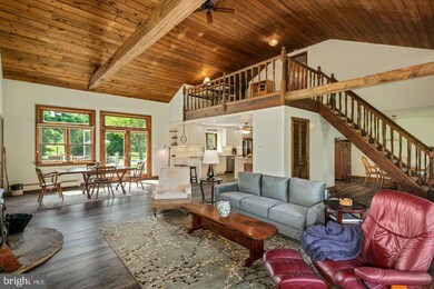 4661 Smith Rd, Furlong, PA 18925 - photo 4