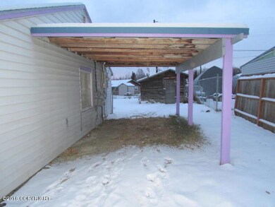 111-145728 Carport