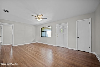 6228 Autlan Dr, Jacksonville, FL 32210 - photo 6