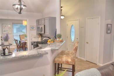 10903 Kentington Oak Dr, Humble, TX 77396 - photo 6