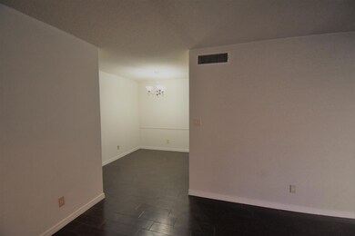 10624 Cuatro Vistas B Dr unit B, El Paso, TX 79935 - photo 4