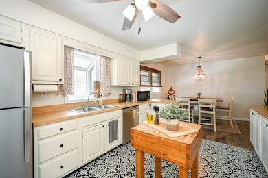 23712 W Main St, Plainfield, IL 60544 - photo 3