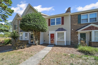 8217 Pineville Matthews Rd, Charlotte, NC 28226 - photo 2