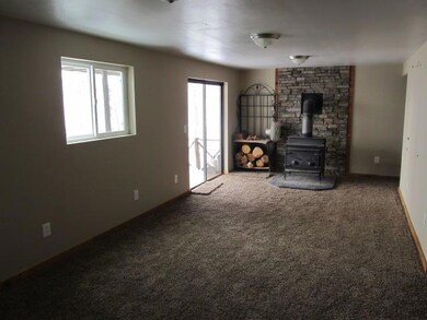 L16004N Family room a