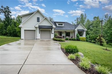 Front view of home
