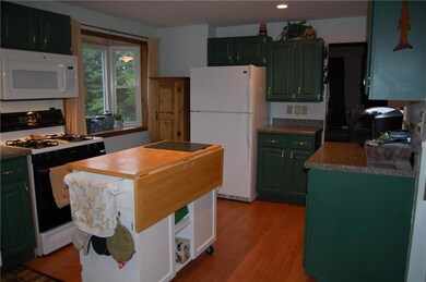 56 Spring St, Mechanic Falls, ME 04256 - photo 4