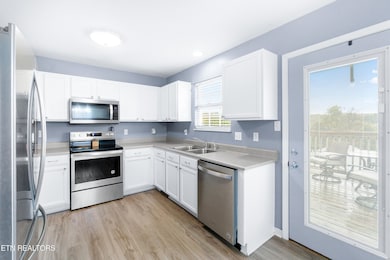 905 Patton St, Sweetwater, TN 37874 - photo 6