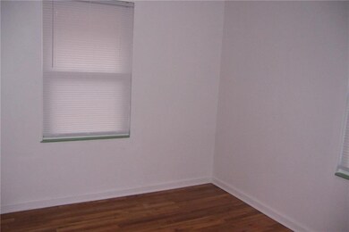 225 S 11th Ave, Beech Grove, IN 46107 - photo 5