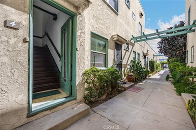 1738 E 4th St unit 4, Long Beach, CA 90802 - photo 6