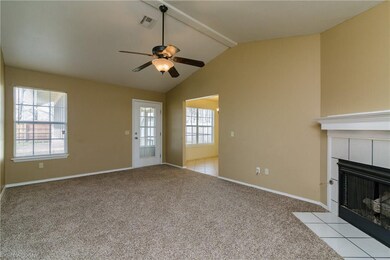 New carpet and paint throughout!