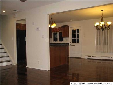 2961 Amboy Rd, Staten Island, NY 10306 - photo 4