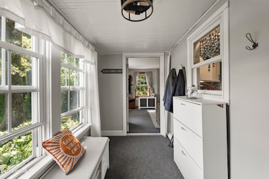 20 Mud Room