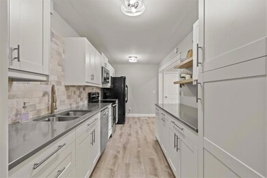 9985 Edelweiss Cir, Shawnee, KS 66203 - photo 7