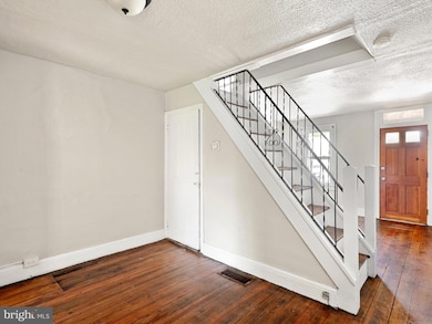 564 Walnut St, Pottstown, PA 19464 - photo 5