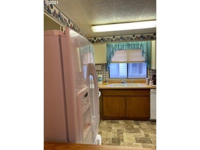 726 S Mccallum St, Prairie City, OR 97869 - photo 3