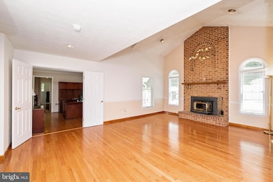 2802 Artemus Ct, Baldwin, MD 21013 - photo 4