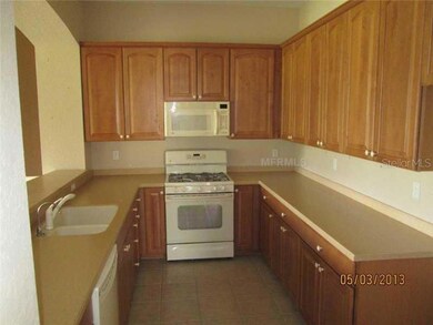 2489 Kensington Greens Dr unit 55, Sun City Center, FL 33573 - photo 2