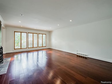 1656 Keller Ln, Bloomfield Hills, MI 48302 - photo 6