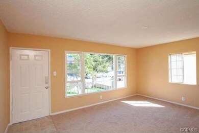 10515 Ravenswood Ave, Inglewood, CA 90304 - photo 2