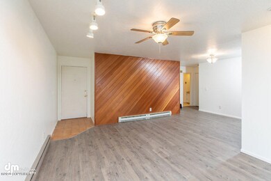 Living Room MS_89542-SMALL