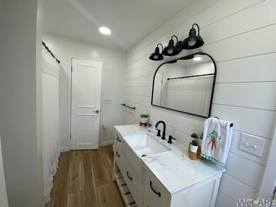 Photo 4