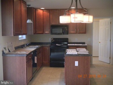 108 Conestoga Dr unit 20, Lancaster, PA 17602 - photo 2